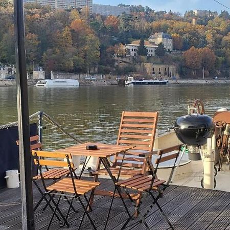 Appartement Dans Peniche Atypique Et Idyllique A Confluence Lyon Eksteriør billede