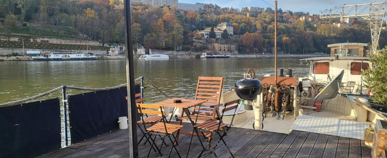 Appartement Dans Peniche Atypique Et Idyllique A Confluence Lyon Eksteriør billede